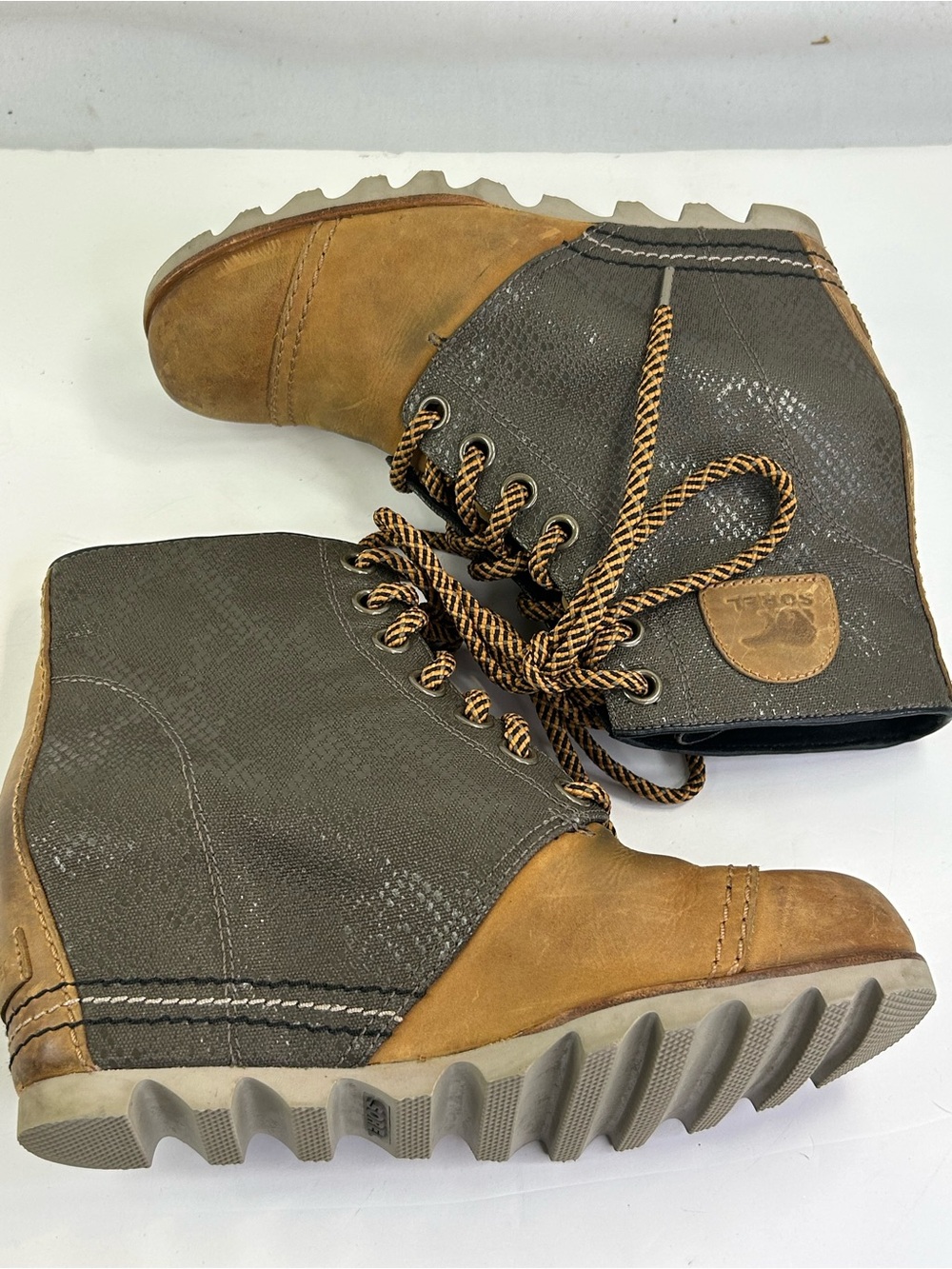 Sorel 1964 Premium Wedge Ankle Bootie Brown Leather Snake Print Women's Size 9